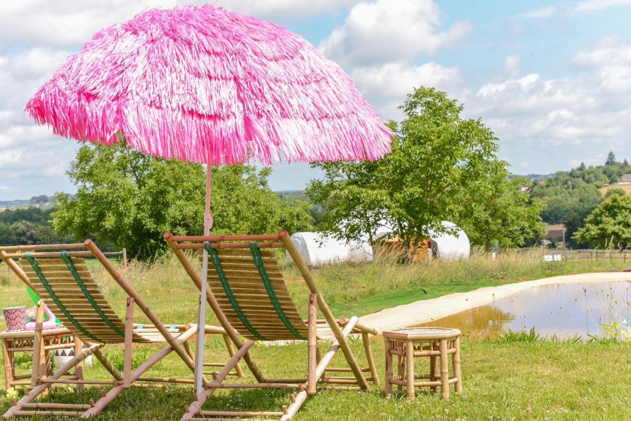 Coachella Pensionat Lanouaille Exteriör bild